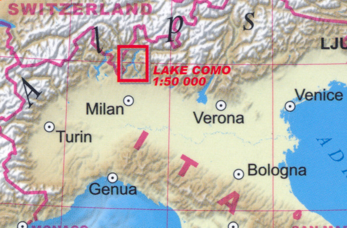 detail Jezero Como (Lake Como) 1:50t turistická mapa TQ